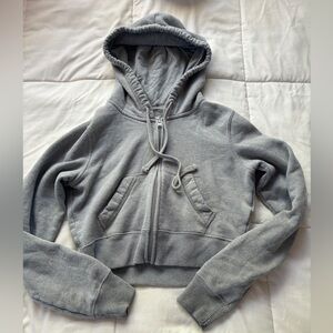hollister cropped zip up